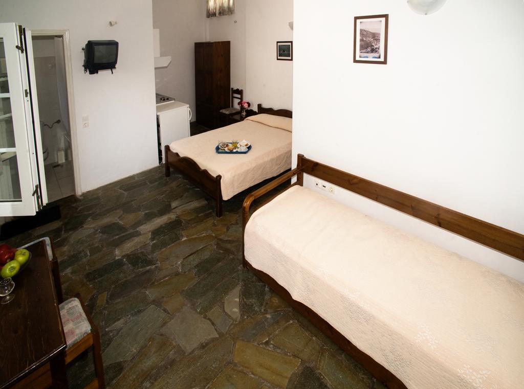 Aiolos Hotel Ménites Zewnętrze zdjęcie