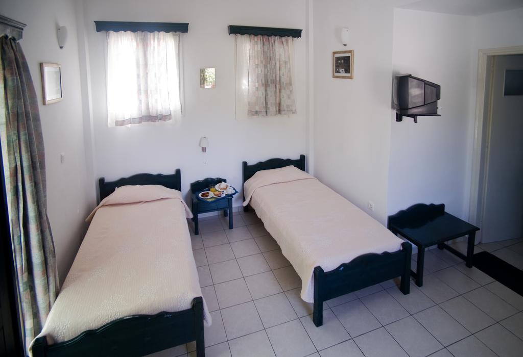 Aiolos Hotel Ménites Zewnętrze zdjęcie