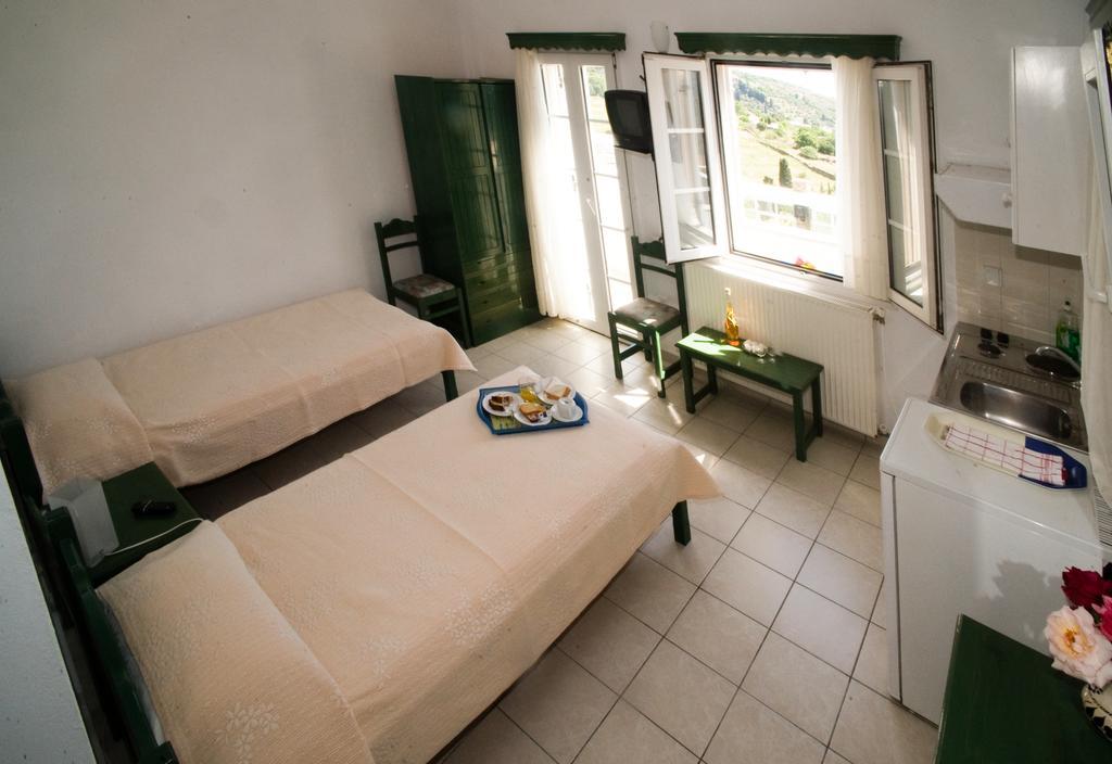 Aiolos Hotel Ménites Zewnętrze zdjęcie