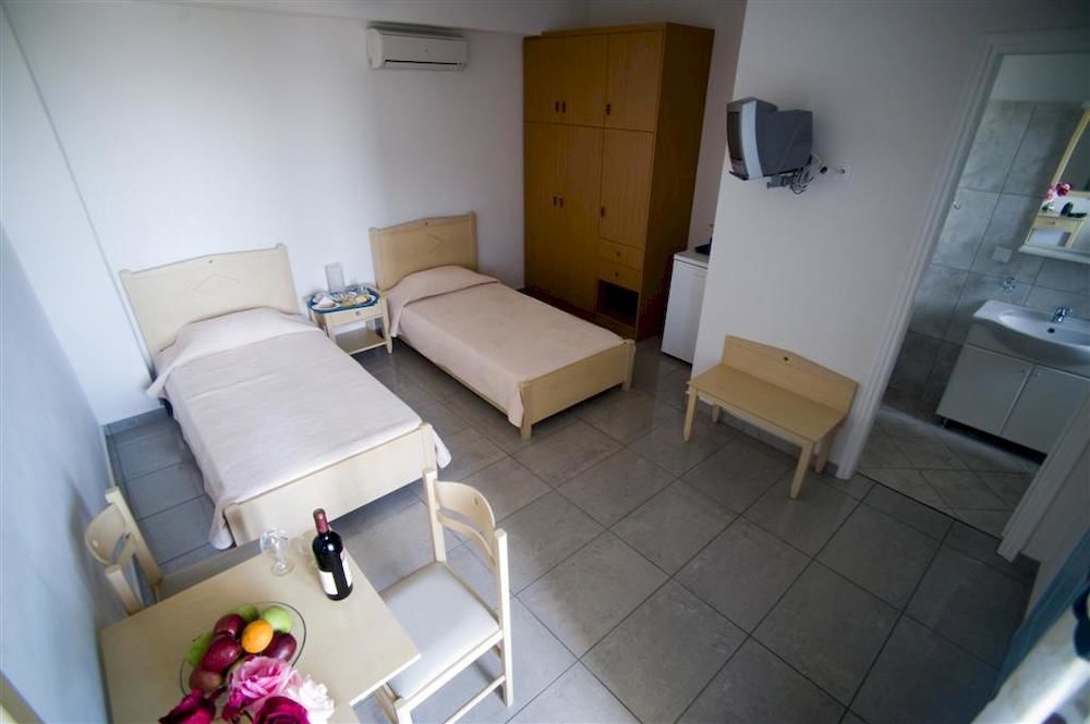 Aiolos Hotel Ménites Zewnętrze zdjęcie