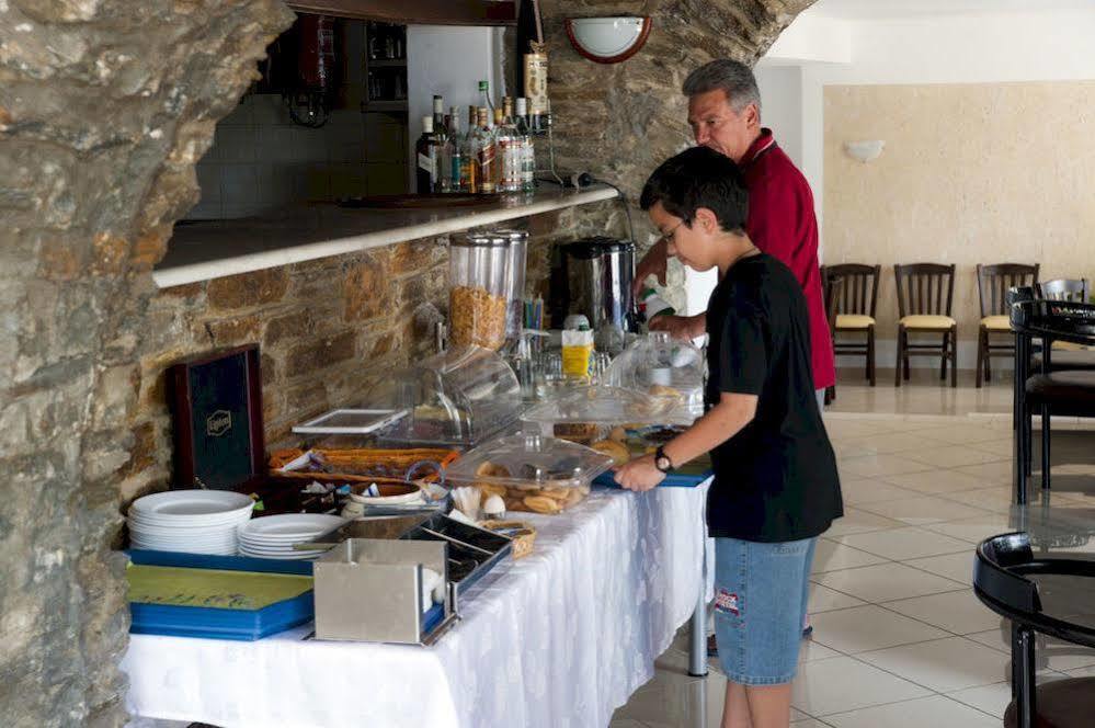 Aiolos Hotel Ménites Zewnętrze zdjęcie